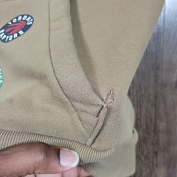 Hollister NBA Hoodie Adult Medium Brown All Over Print Flaws* - Picture 4 of 14